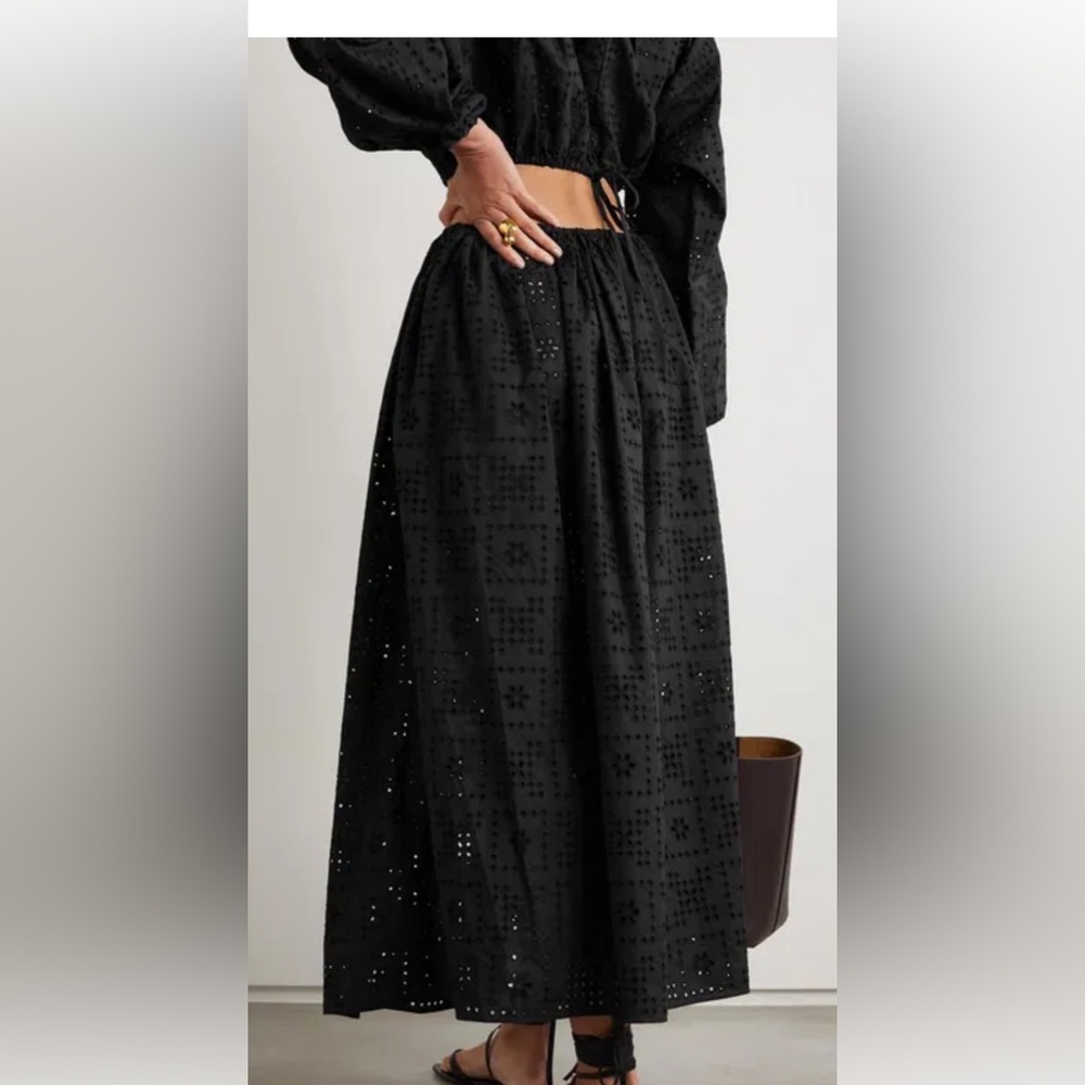 Matteau BLACK eyelet broderie set - Picture 9 of 13